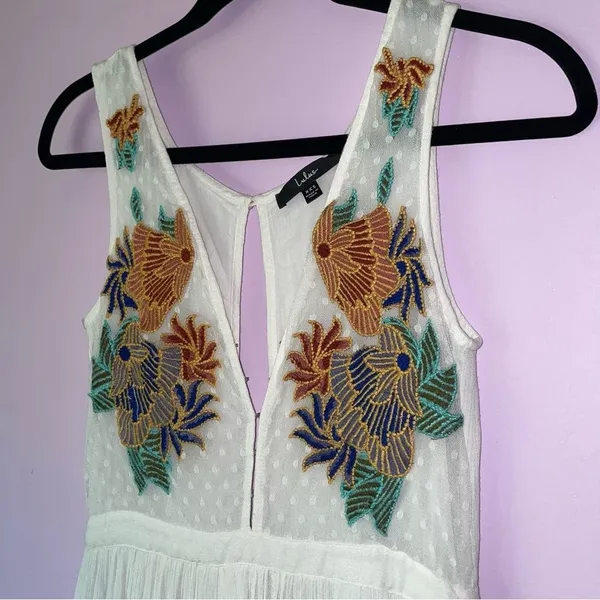 Lulu's XXS Maxi Dress White Embroidered Floral Vacation Cottage Coastal Boho - Image 4