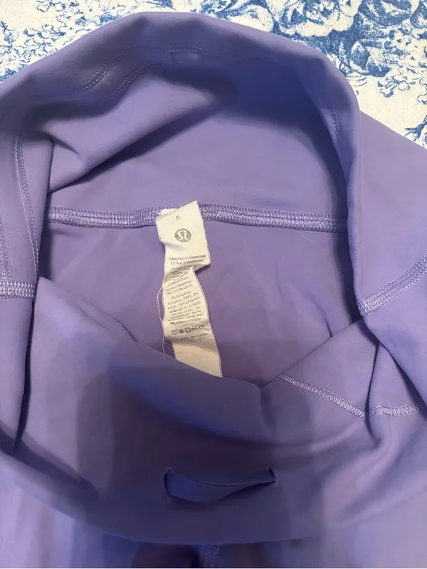 Purple Lululemon Leggings Size 6 - Image 5