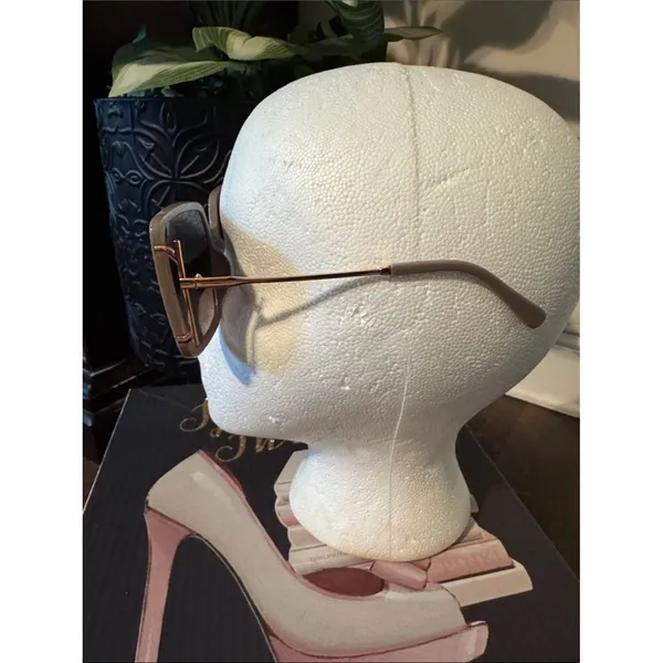 Women's Oversized Square Sunglasses in Taupe Tan - Image 3