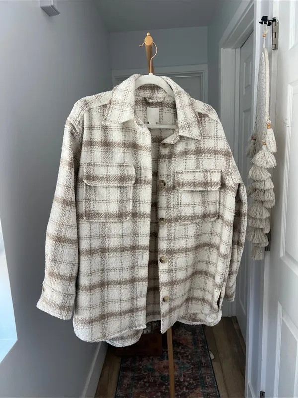 H&M Neutral Cream Tan Plaid Button Down Oversized Shacket Small - Image 3