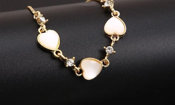 Adjustable Love Heart Charm Bracelet for Women - Image 3