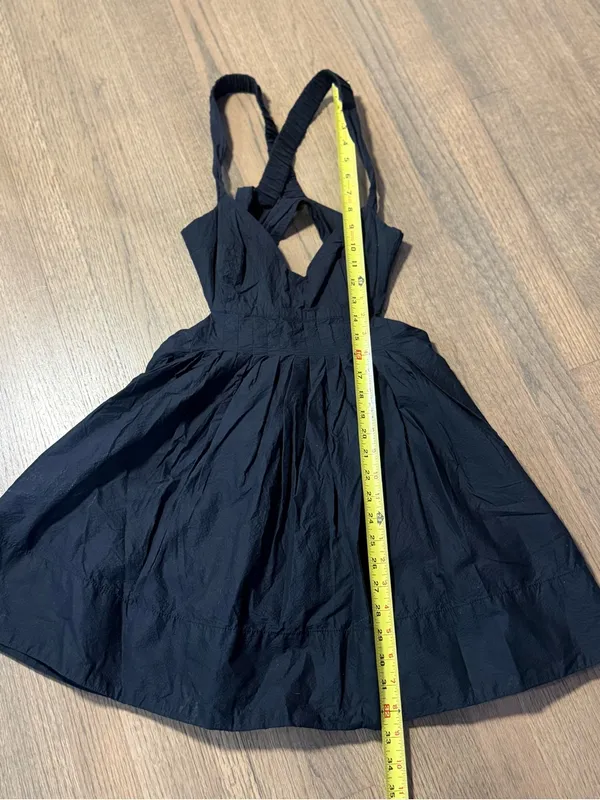 Anthropologie Maeve Black Babydoll Mini Dress with Cutout Back Detail: Size 6P - Image 7