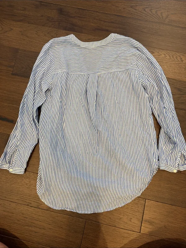 Old Navy Blue and White Striped Popover Blouse Size Large - C45-040 - Image 6