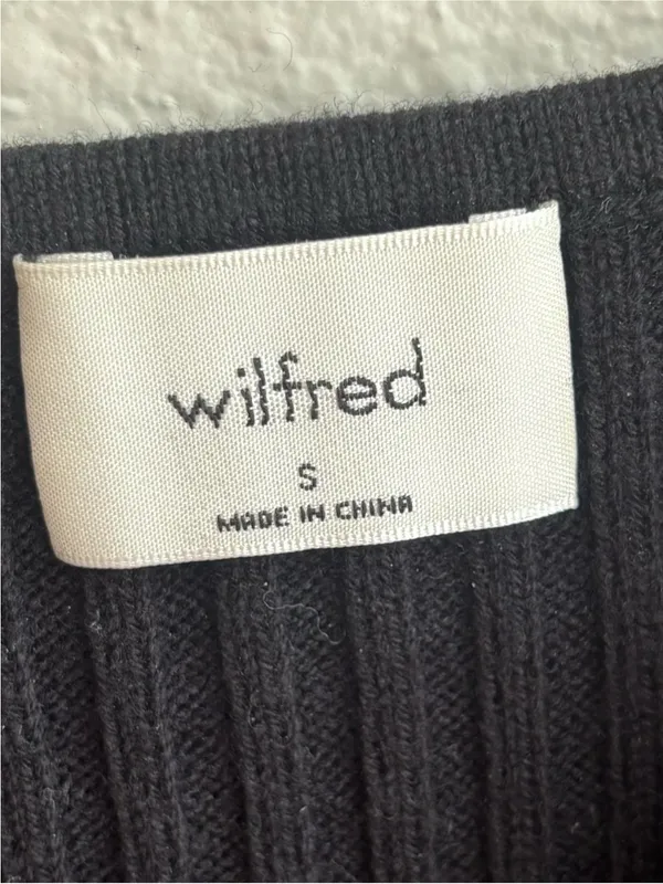 Wilfred Merino Wool Black Crop Tank Top - Image 5