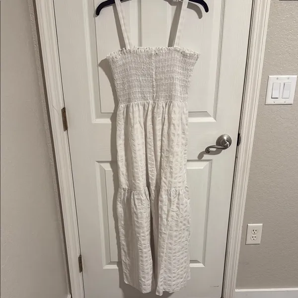 Papermoon Ivory/White Textured Maxi Dress - Image 3