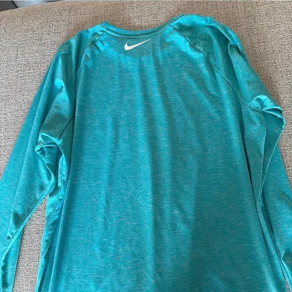Nike Dri-Fit Long Sleeve Shirt men’s - Image 2