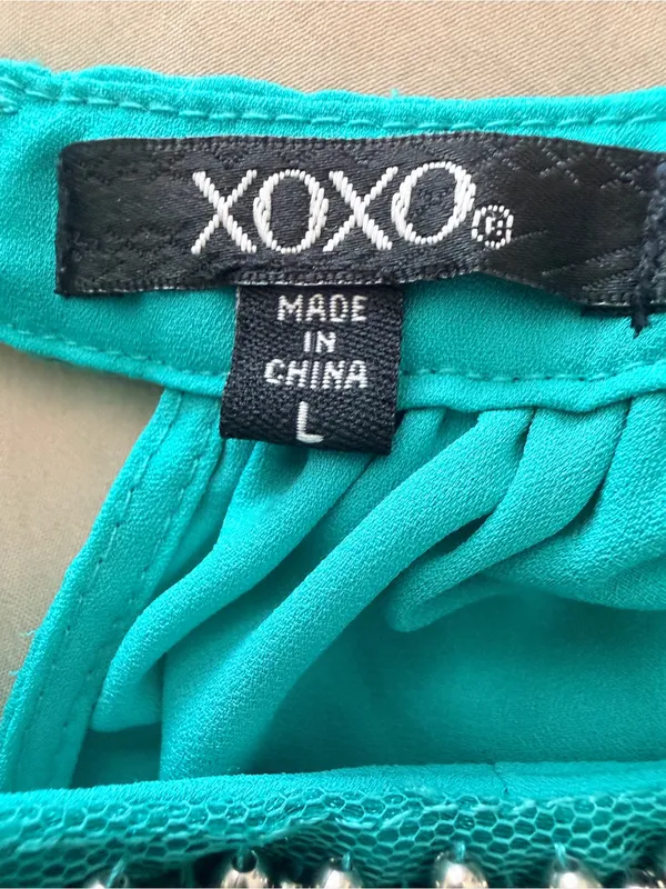 Vince Camuto Sleeveless Beaded Neck Teal Top - Image 3