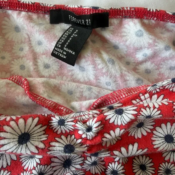 🔥🌼 Y2K Daisy Dream Strapless Bandeau Top – Red Floral Forever 21 Small 🌼🔥 - Image 2