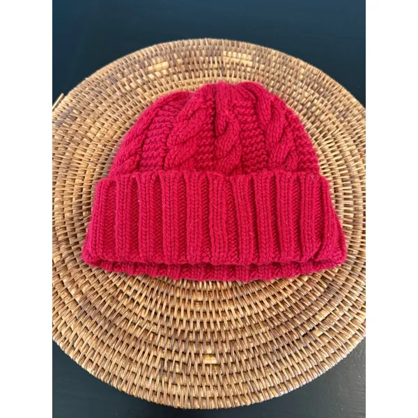 Michael Kors Womens‎ Red Cable Knit Beanie Fleece Lined Winter Hat Gold Logo Tag - Image 3