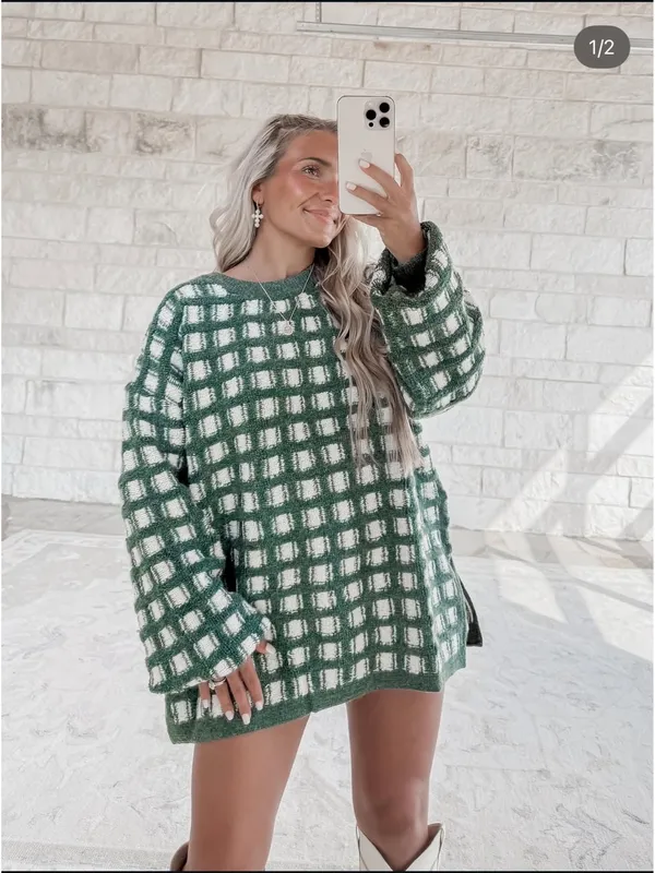 green and white sweater Size M - Image 2