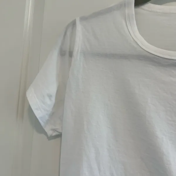 Abercrombie & Fitch A&F Essentials Slimming Tee Cropped - Image 3