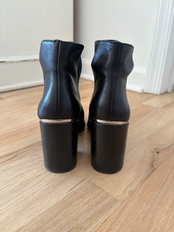 Steve Madden Black Leather Booties - Image 4