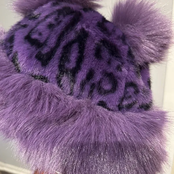 Purple Furry ladies Hat - Image 4