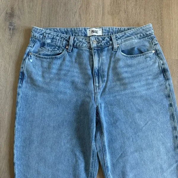 Paige Relaxed Noella Light Wash Denim Jeans - Image 2