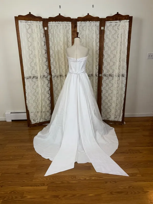 Beautiful Vintage Y2K David’s Bridal Wedding Gown - Image 6