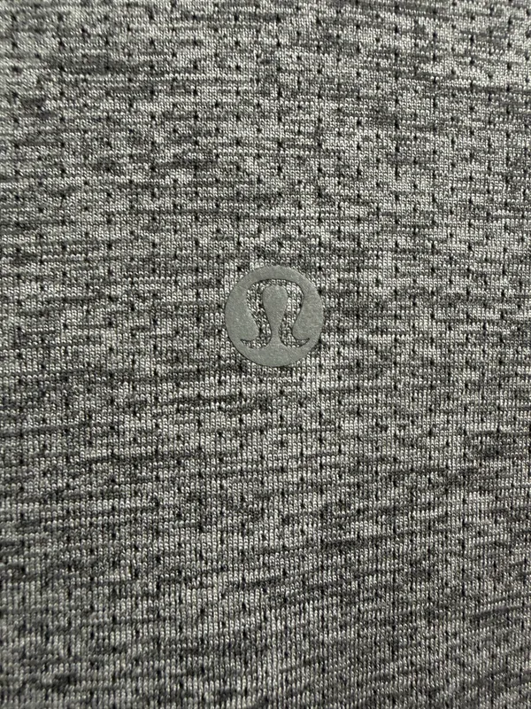 Cropped Lululemon Swiftly Tech Long Sleeve - Image 2