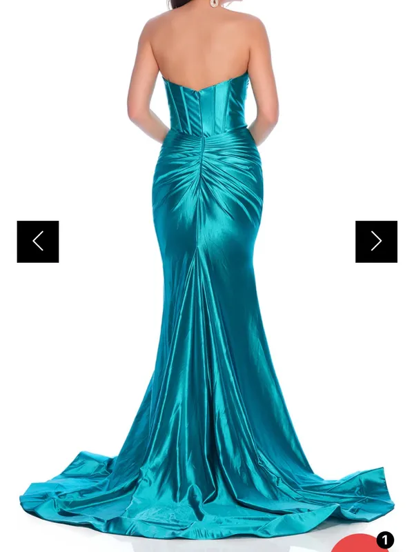 Dave &Johnny Elegant Black Satin Evening Gown with Draped Waist - Image 5
