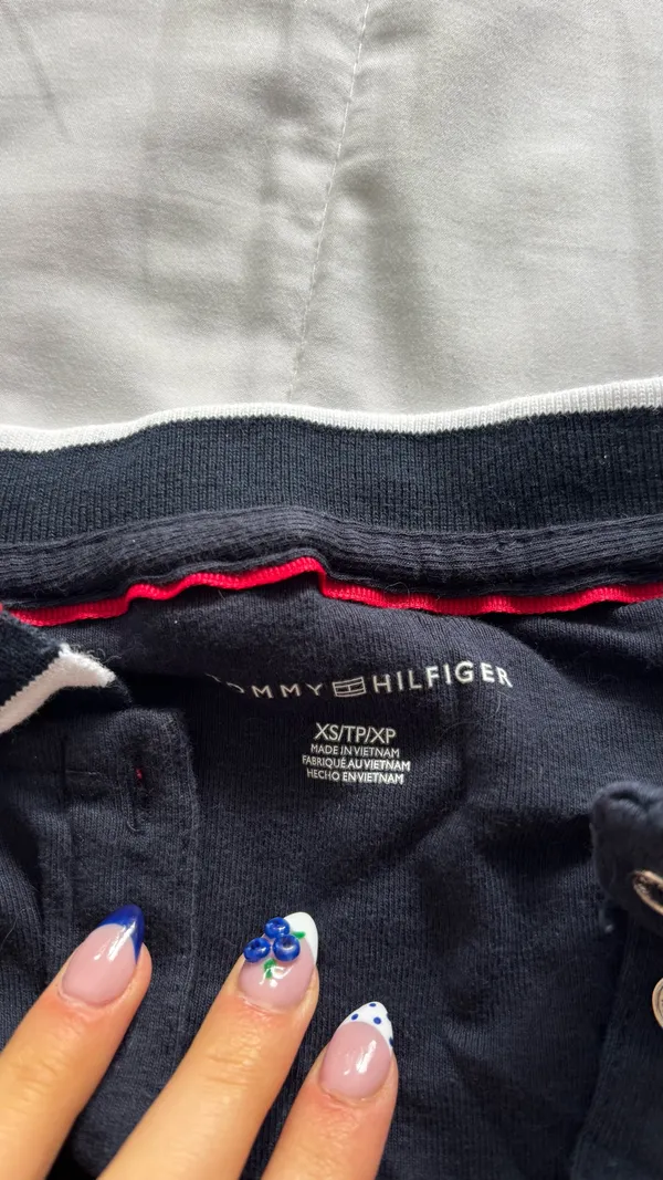 Tommy Hilfiger Vintage top - Image 2