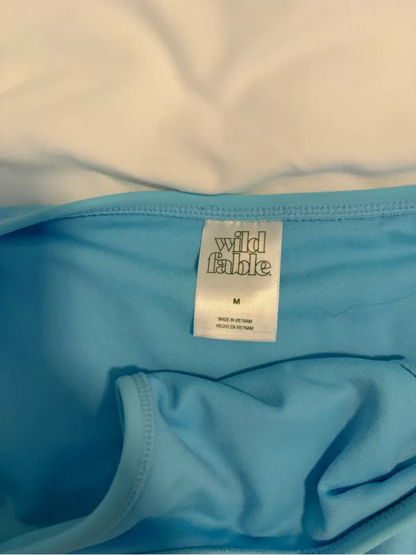 Wild Fable Light Blue Ruffle Swimsuit Bikini Set Size Medium - Image 3