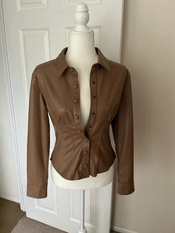 Heartloom Delancey Top In Coco-Faux Leather- Sz Small - Image 3