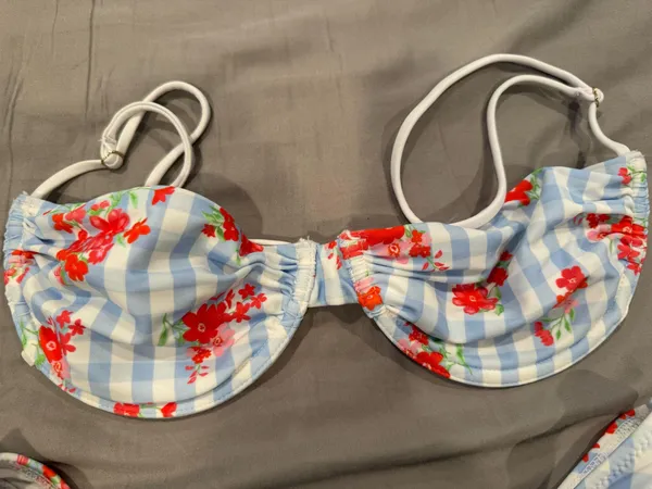 White Fox Bottom Boutique Bikini - Image 3