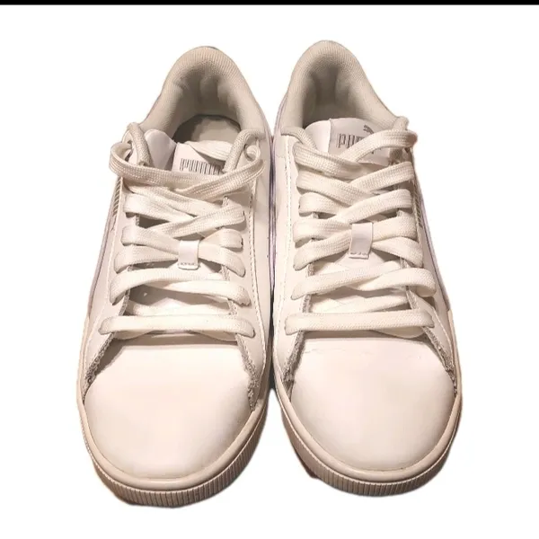 PUMA Vikky V2 Low Top White Sneakers Women's Sz 6.5 Leather lace Up Basketball - Image 5