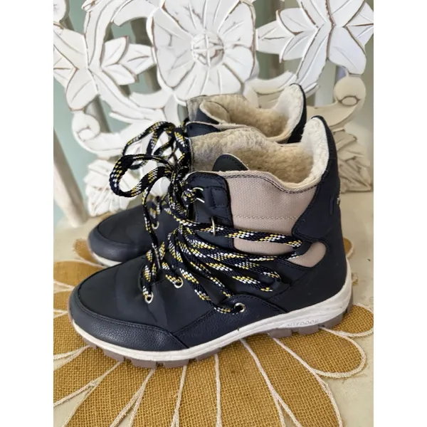 Nautica Outdoor Lace Up Winter Aliza Boots Women's Navy /‎ Tan / White SZ 8 - Image 2