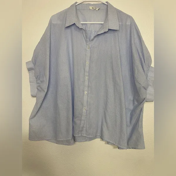 Classic Blue Striped Button Down Shirt for Women Size M - Image 5