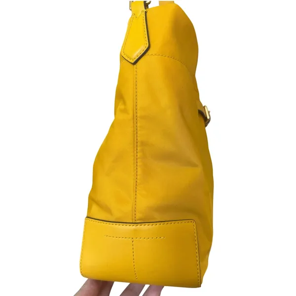 Tory‎ Burch Perry Nylon Bucket Bag Golden Crest Yellow Crossbody Belt Detail - Image 7