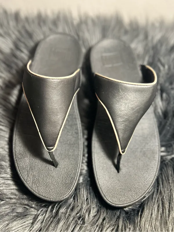 FitFlop Lulu Black Pink Leather Thong Sandals Size 8 - Image 4