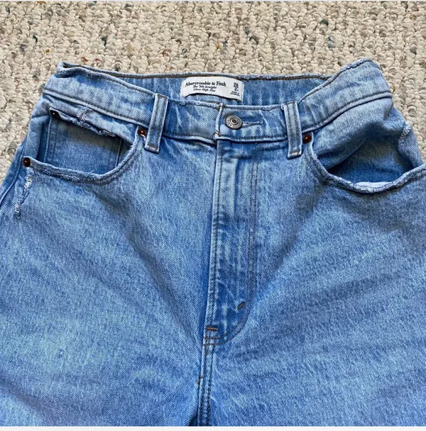 90s Straight Abercrombie Ultra High-Rise - Image 2