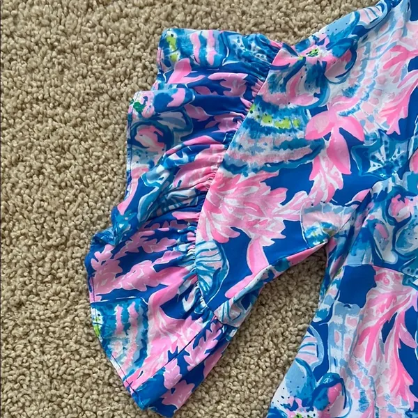Lilly Pulitzer Pink and Blue Ruffled 3/4 Sleeve Blouse - Image 3