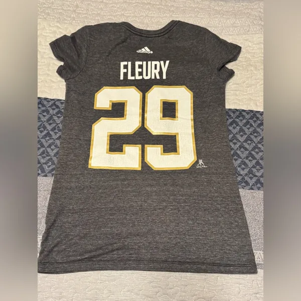 Fanatics VGK Vegas golden knights Adidas Gray Fleury women jersey TShirt Small - Image 3