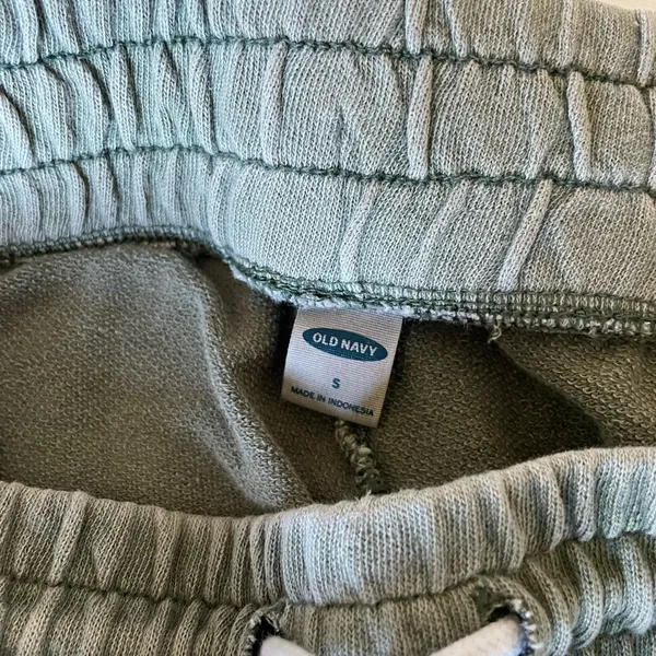 Old Navy Green Joggers - Image 4