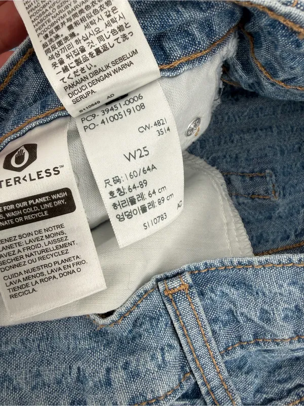 Levi's high loose mom casual cotton denim shorts - Image 7