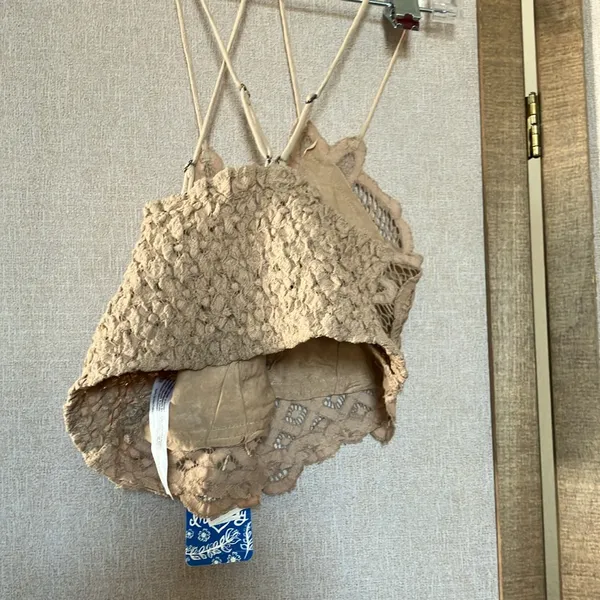 FINAL MARKDOWN Nordstrom Tan Lace Bandeau o s f m - Image 10