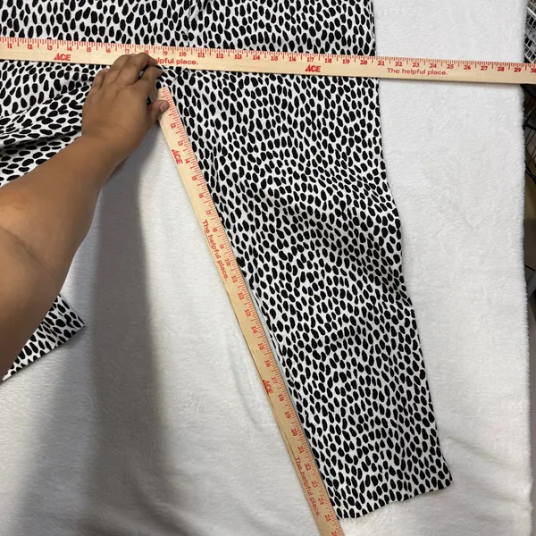 Talbots 14 Dalmatian Print Slim Crop Pants Black‎ White Animal Textured Trouser - Image 8