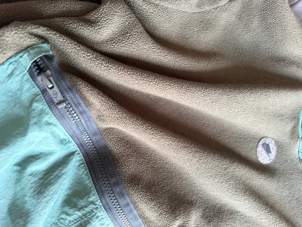 Nike Therma-Fit Pullover  - Image 4