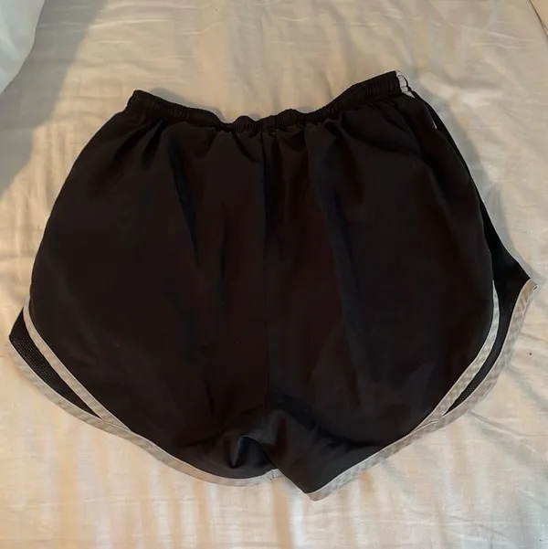 Shorts - Image 4