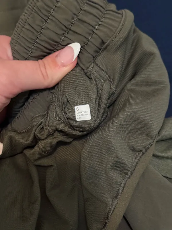 Lululemon Army Green Hotty Hot shorts - Image 6