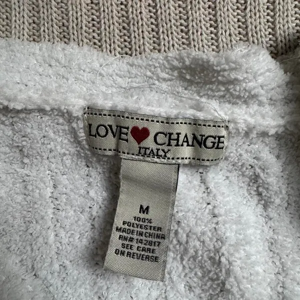 Love Change Women's White a knit Cardigan Sweater with Buttons M - Image 4