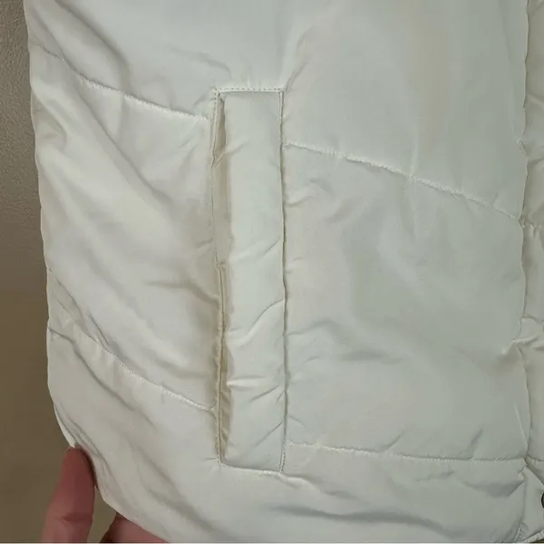 Vintage Lee Winter White Cream Puffer Vest Large Casual Cozy Outdoors Cabincore - Image 6