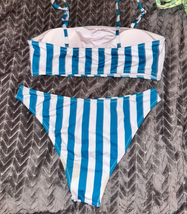 Bikini Set Size M - Image 2
