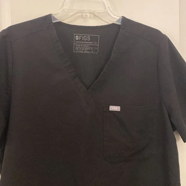 Figs scrub top size XL￼ - Image 2