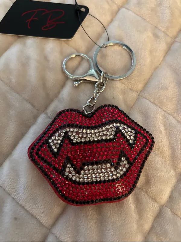 NWT- Crystal Vampire Fangs Lip Keychain - Red and Silver Rhinestone Accent - Image 2