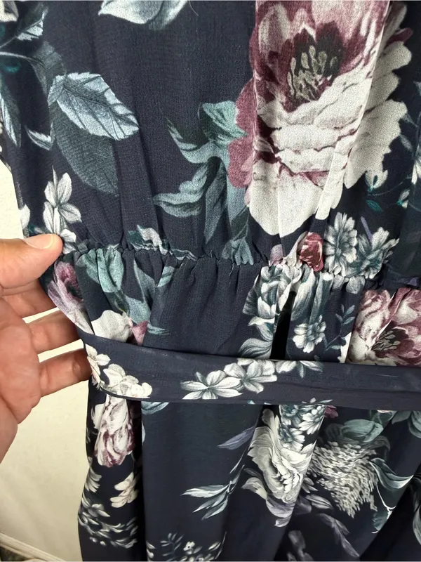 City Chic NWT Mysterious Navy Ruffle V-Neck Floral Flowy Maxi Dress Size 18 - Image 8