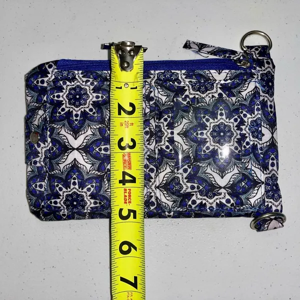 💙 NWT Animal Print Olivia Moss Crossbody Phone Bag - Image 4