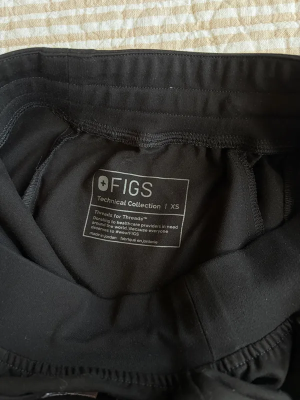 Aritzia Sweatpants TNA Cozy Fleece - Image 2