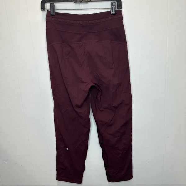 Lululemon Athletica Size 4 Dance Studio Jogger Burgundy - Image 8