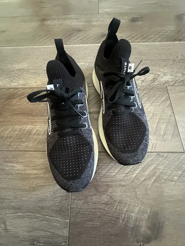 Brooks Levitate Shoes - Image 2
